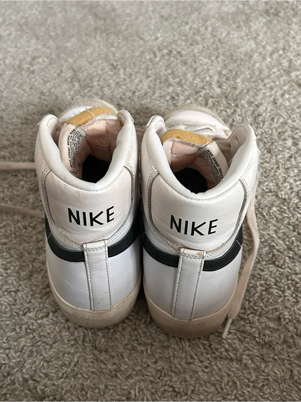 nike women’s blazer mid 77 high top sneakers